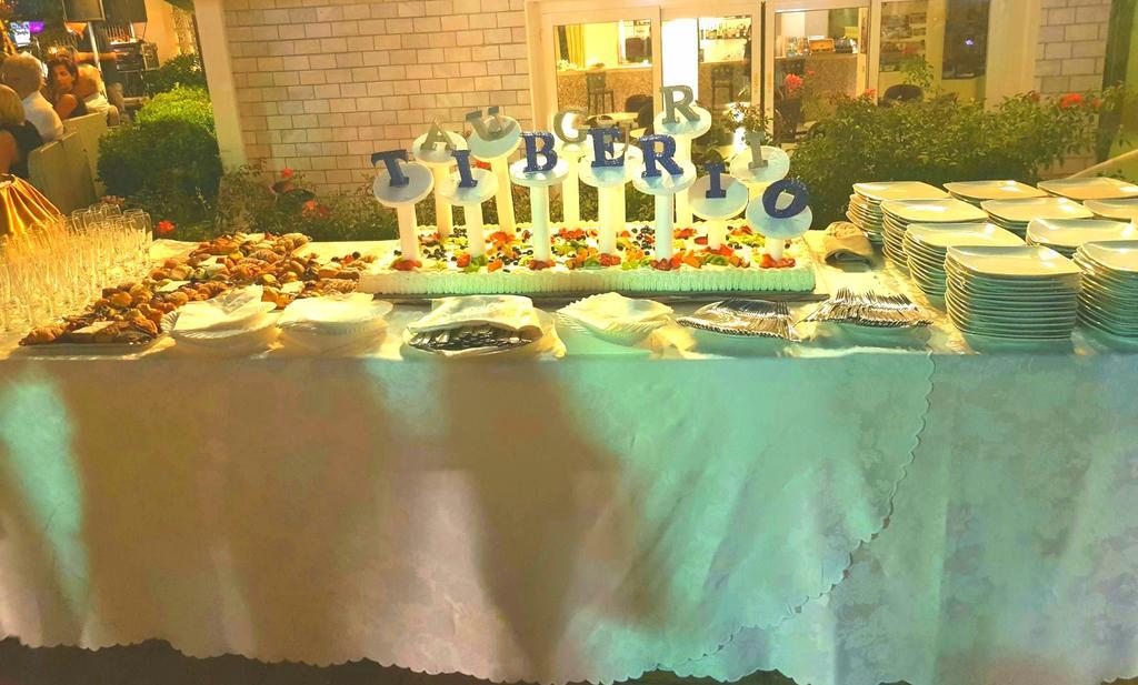 Hotel Lady Mary Μιλάνο Μαριτίμα Εξωτερικό φωτογραφία